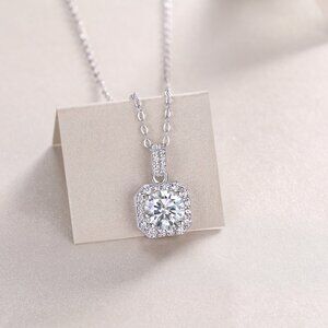 925 sterling silver moissanite necklace
